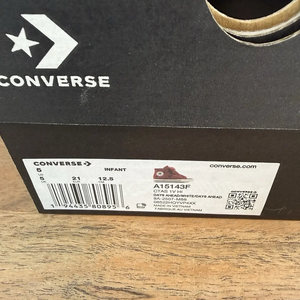 New Little Kids Converse Chuck Taylor All Star 1V High Top Bow Sneakers Size 5 C